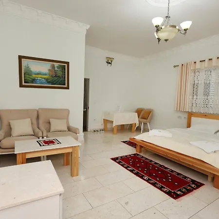 Familja Liebeshotel Dimal