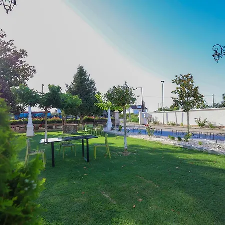 Yetişkin Oteli Familja Dimal