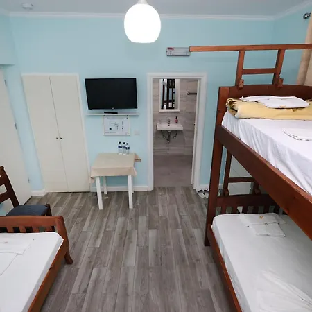 Liebeshotel Familja