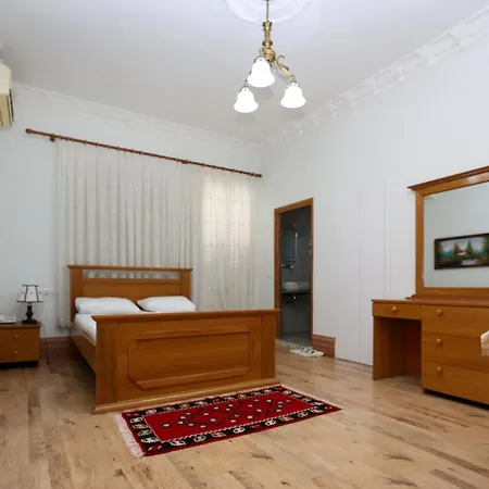 Familja Liebeshotel 3*