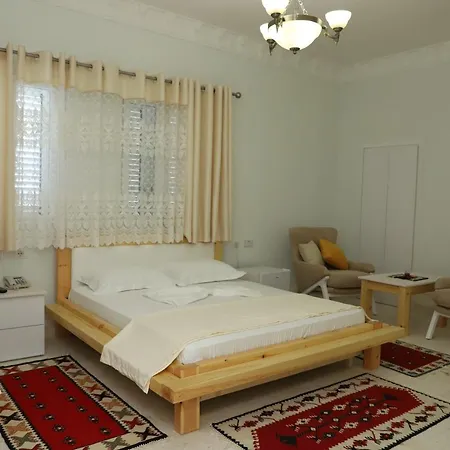 Love hotel Familja