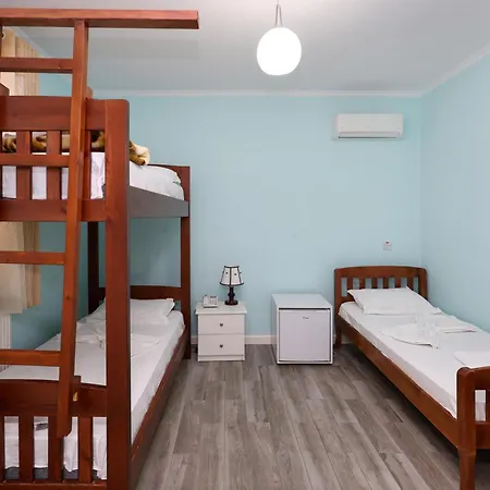 Familja Hotel del amor