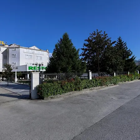 Hotel del amor Familja