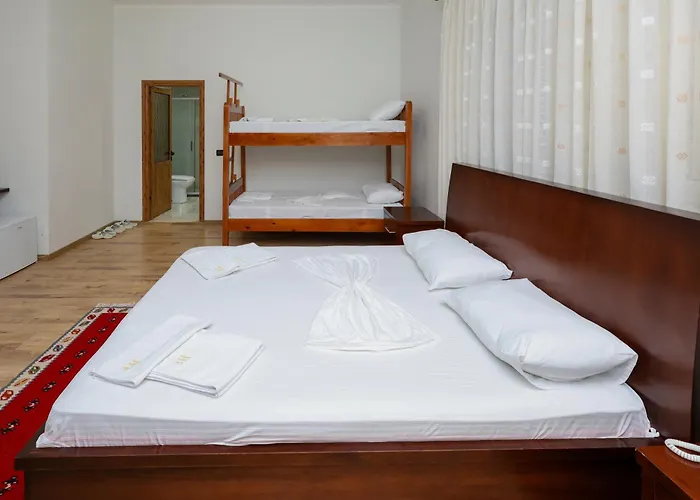 Familja Hotel miłości Dimal